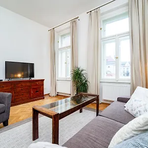 Quiet In The Old Town Apartment